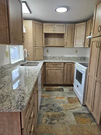 $425,000 | 20041 East Chippewa Drive, Evart, MI 49631