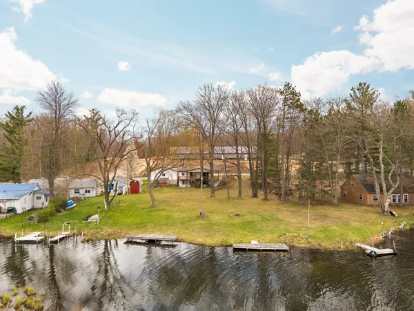 $425,000 | 20041 East Chippewa Drive, Evart, MI 49631