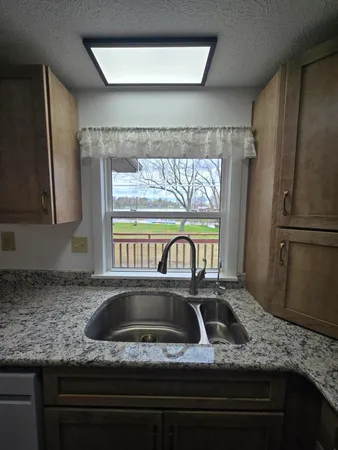 $425,000 | 20041 East Chippewa Drive, Evart, MI 49631