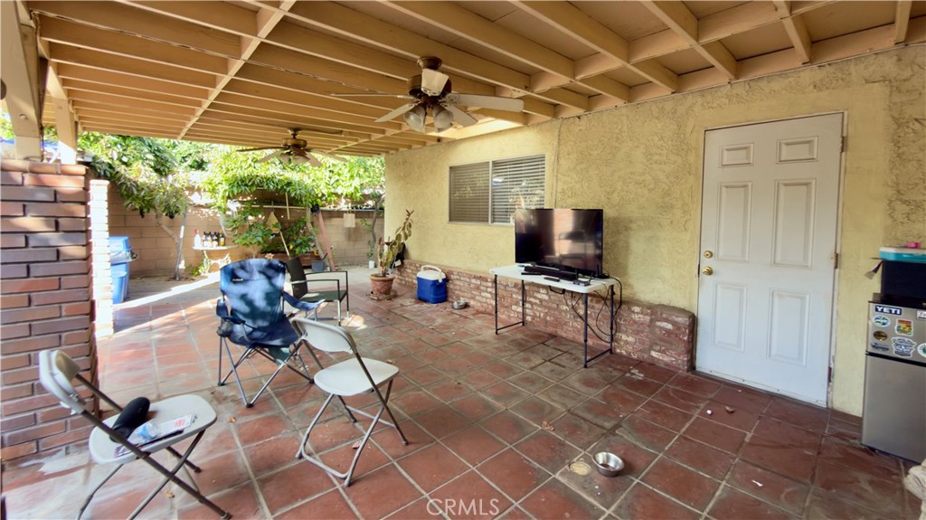 1011 Shadow San Fernando, CA 91340 - Photo 28 of 35