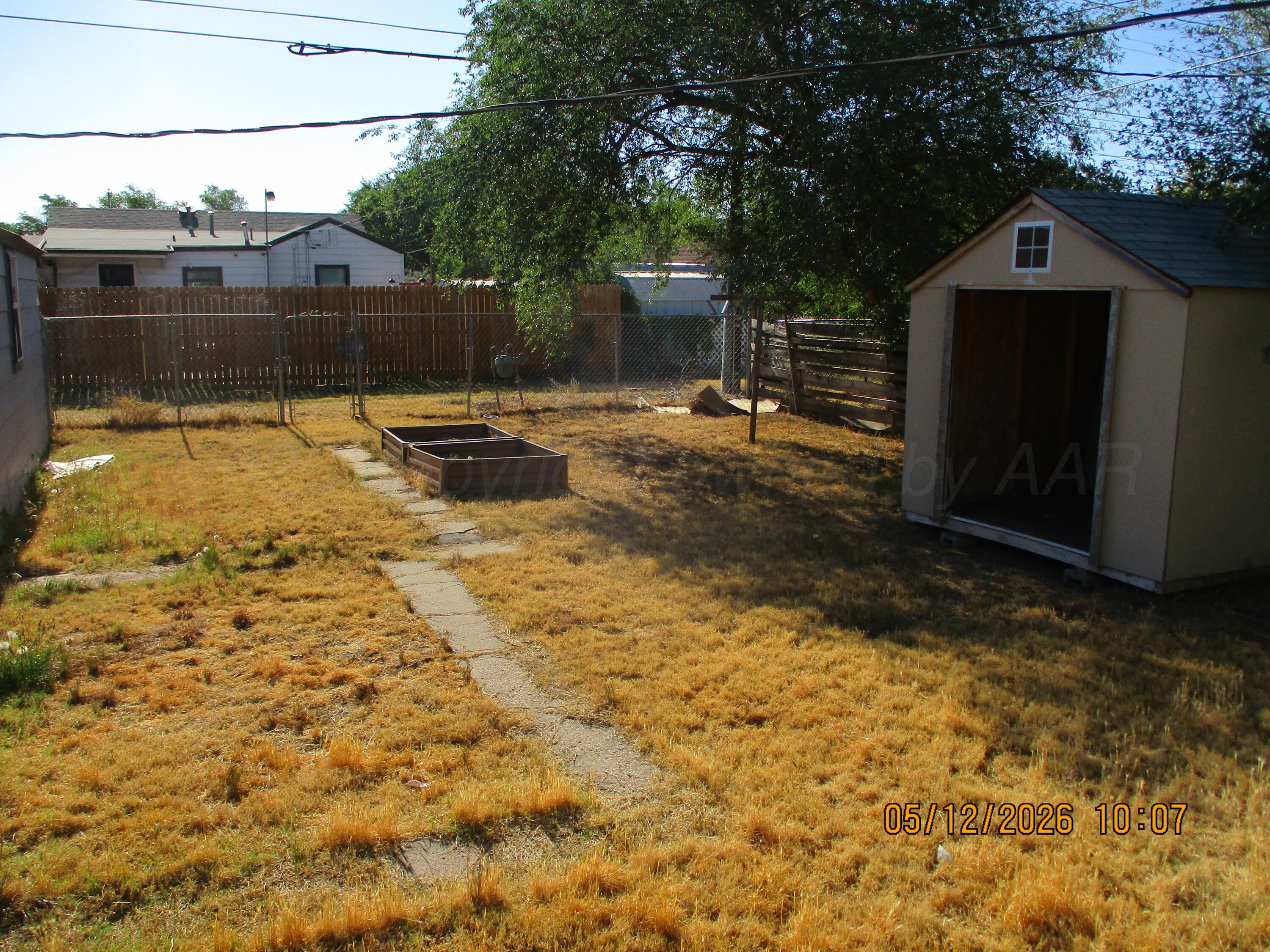 4203 South Monroe Street Amarillo, TX 79110 - Photo 8 of 10 back yard
