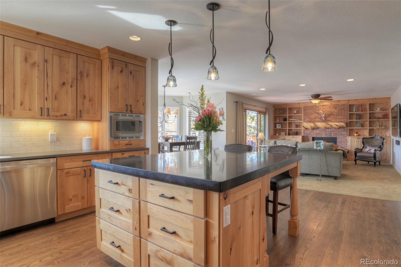 8655 Forrest Way Highlands Ranch, CO 80126 - Photo 12 of 35 Gallery Image 12