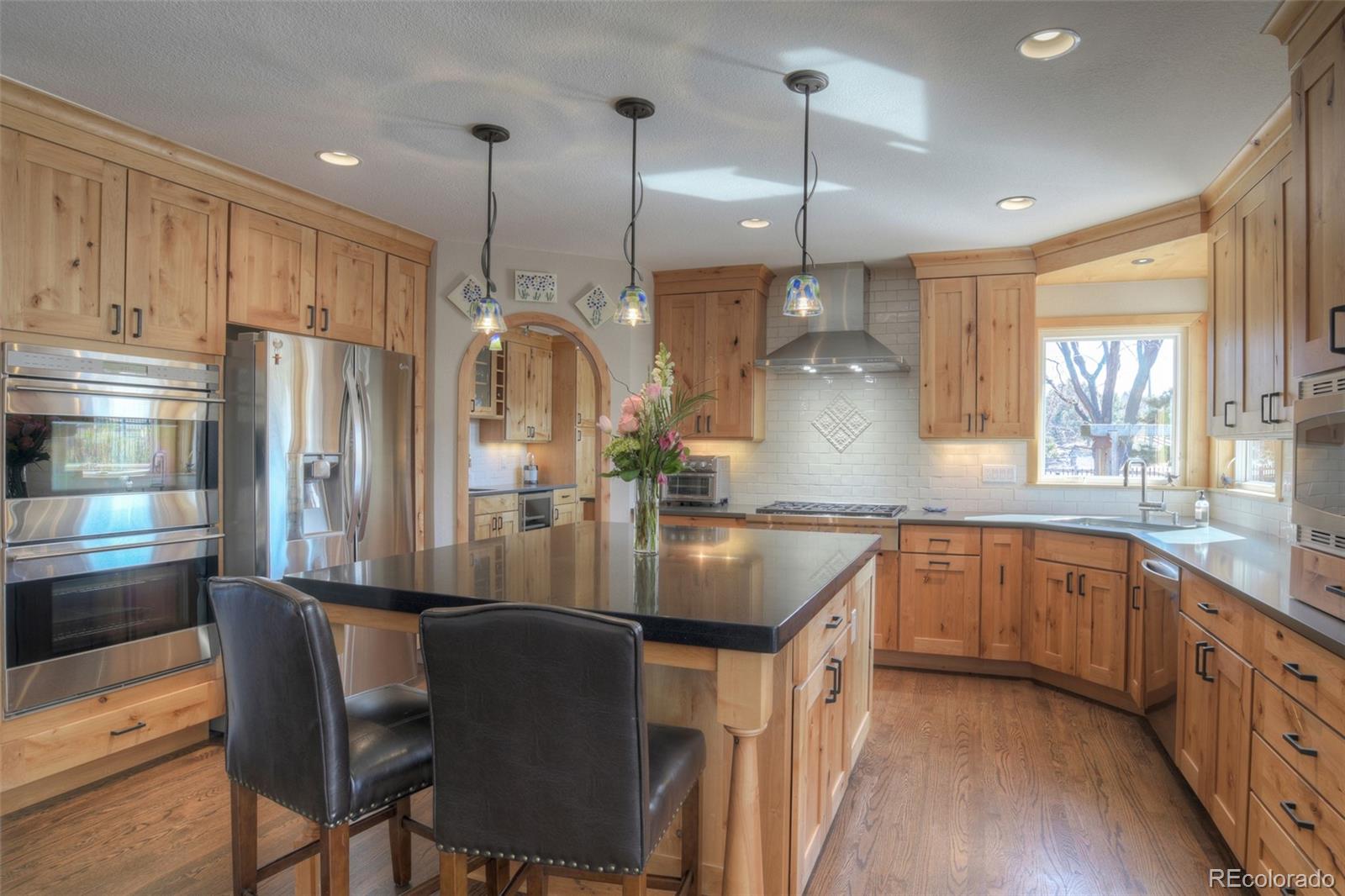 8655 Forrest Way Highlands Ranch, CO 80126 - Photo 10 of 35 Gallery Image 10