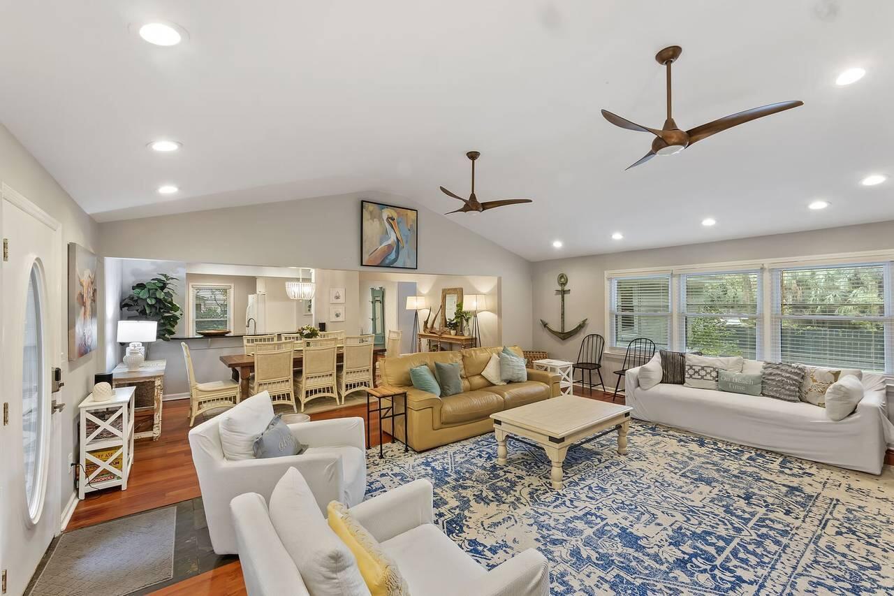 3 20th Avenue Isle of Palms, SC 29451 - Photo 13 of 15 Living Room