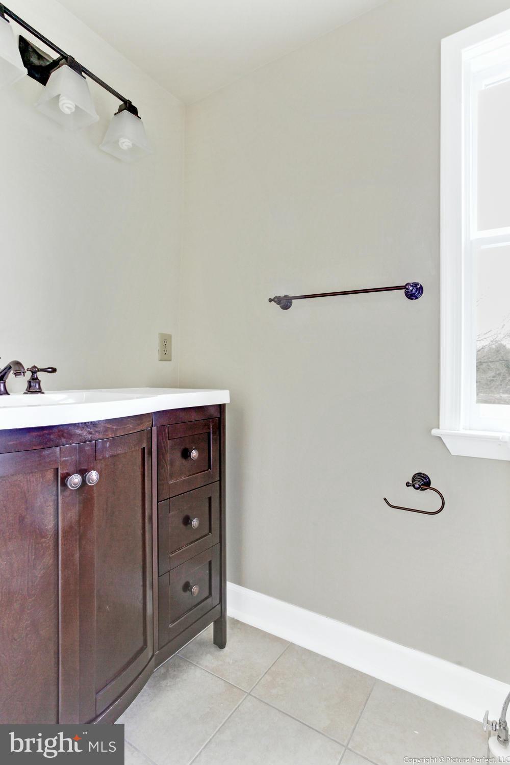 7913 Fingerboard Road Frederick, MD 21704 - Photo 24 of 29 Bath