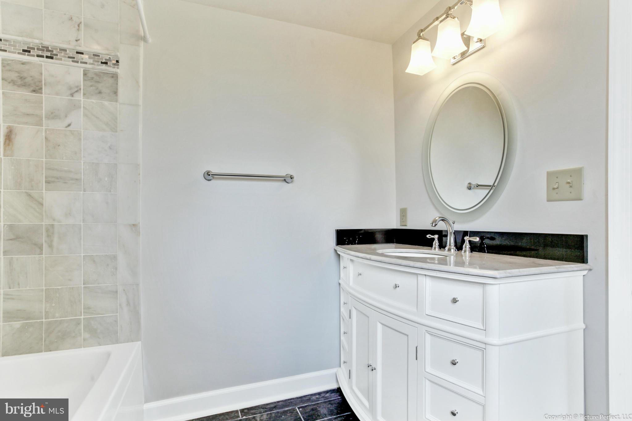7913 Fingerboard Road Frederick, MD 21704 - Photo 27 of 29 Bath (Master)