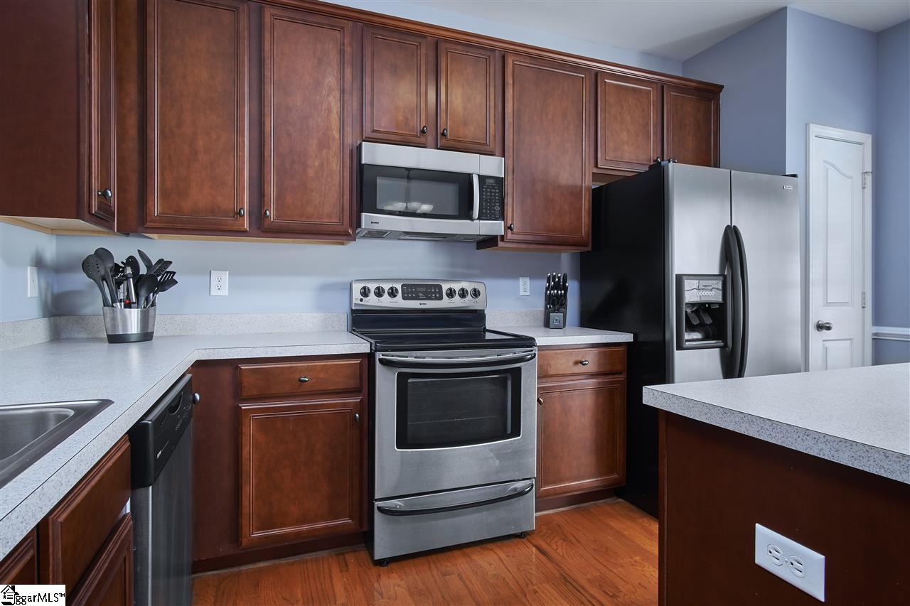 331 Intrepid Court Greer, SC 29650 - Photo 6 of 25 Gallery Image 6