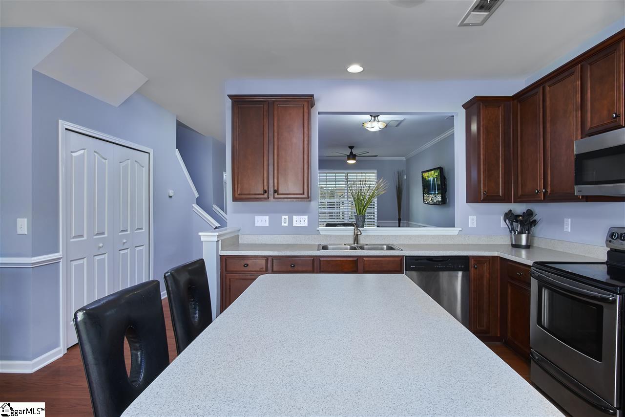 331 Intrepid Court Greer, SC 29650 - Photo 7 of 25 Gallery Image 7