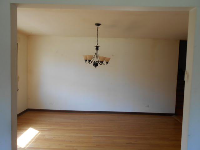 3239 Beller Drive Darien, IL 60561 - Photo 5 of 20