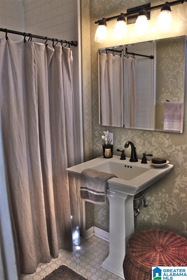 212 Erwin Circle Birmingham, AL 35216 - Photo 18 of 30