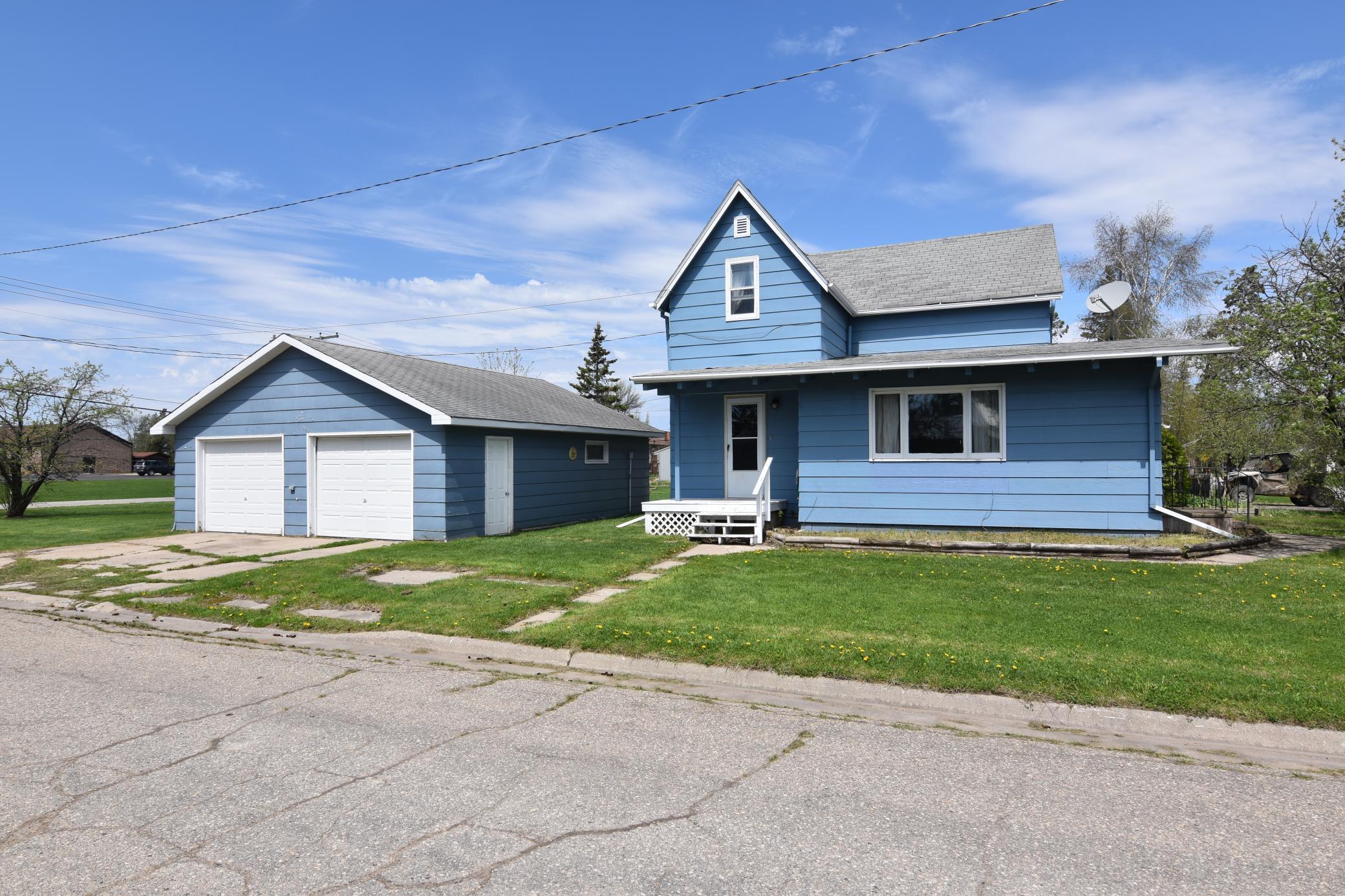 321 1st Avenue Southwest Baudette, MN 56623 - Photo 1 of 17