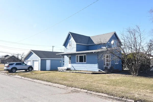 $124,900 | 321 1st Avenue Southwest, Baudette, MN 56623