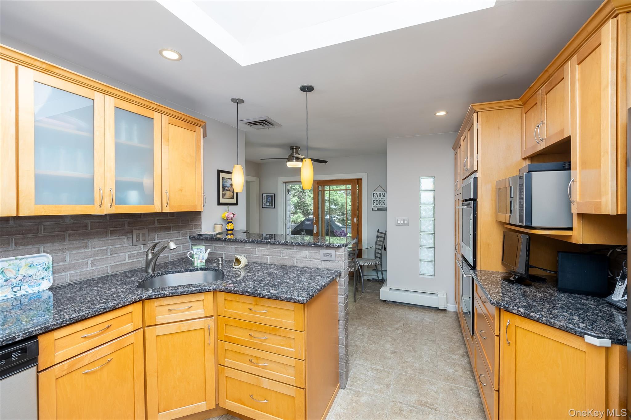 4 Knoll Top Road Stony Brook, NY 11790 - Photo 12 of 40