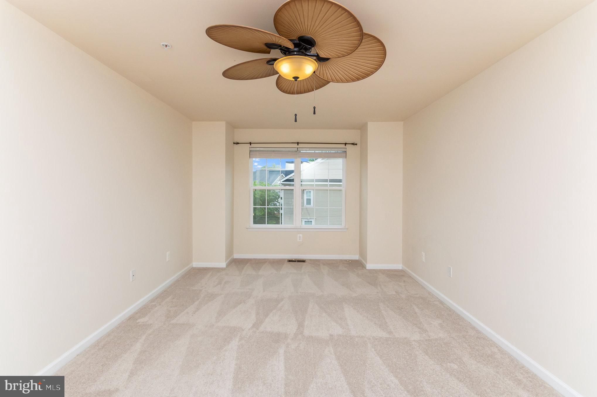 4722 Dane Ridge Circle Woodbridge, VA 22193 - Photo 16 of 28 a window in an empty room