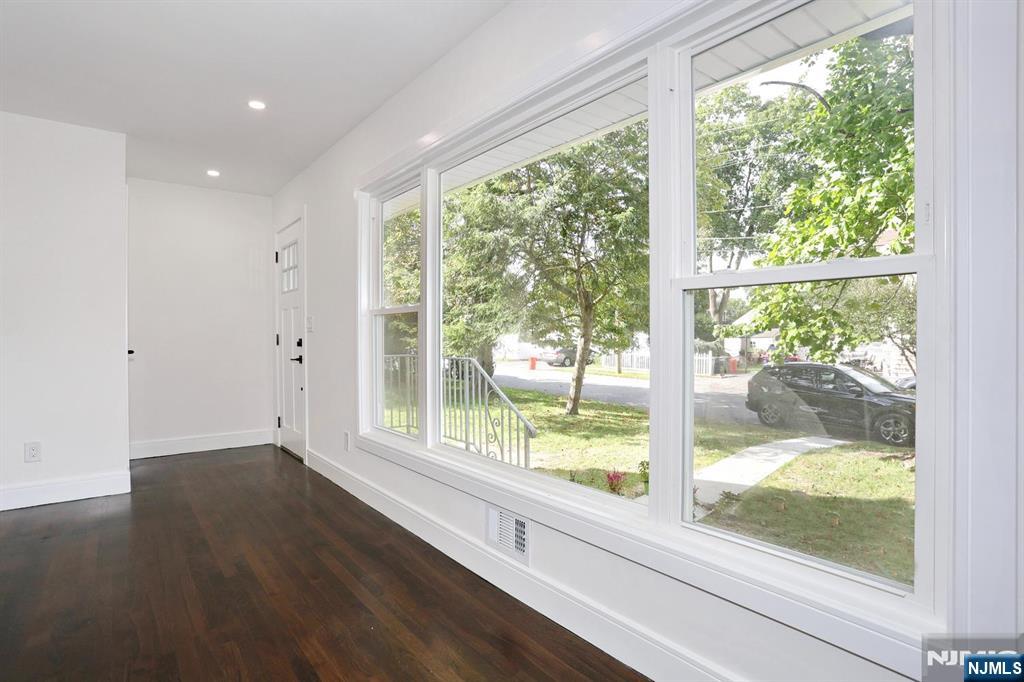 73 Rucereto Avenue Dumont, NJ 07628 - Photo 3 of 44 Gallery Image 3