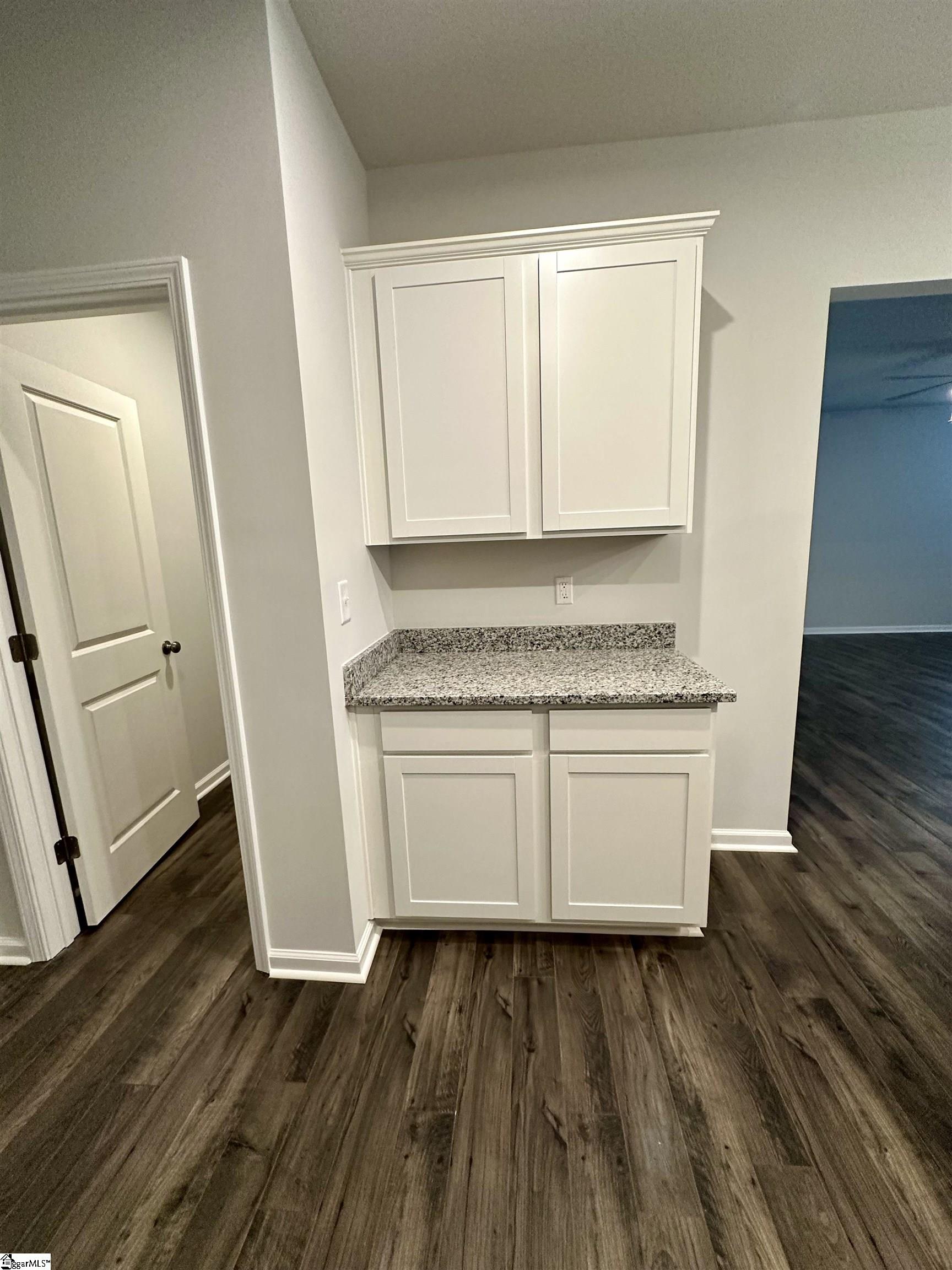 514 Poinsett Bridge Way Greenville, SC 29607 - Photo 10 of 23