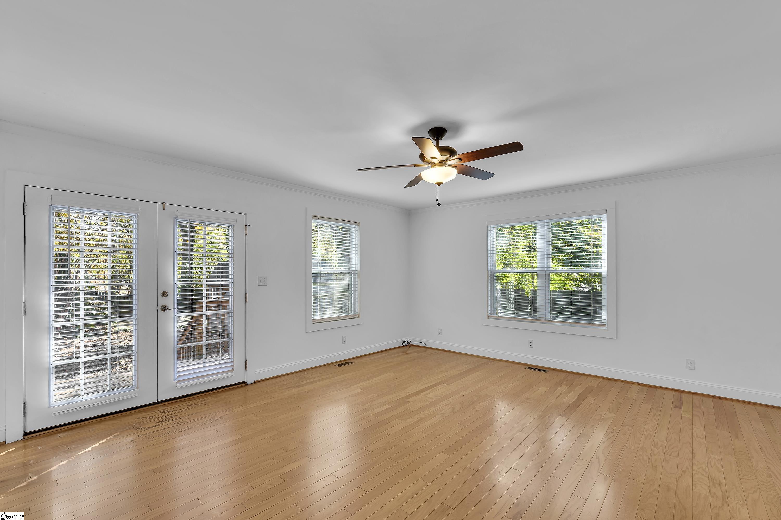 317 Briarcliff Drive Greenville, SC 29607 - Photo 15 of 36
