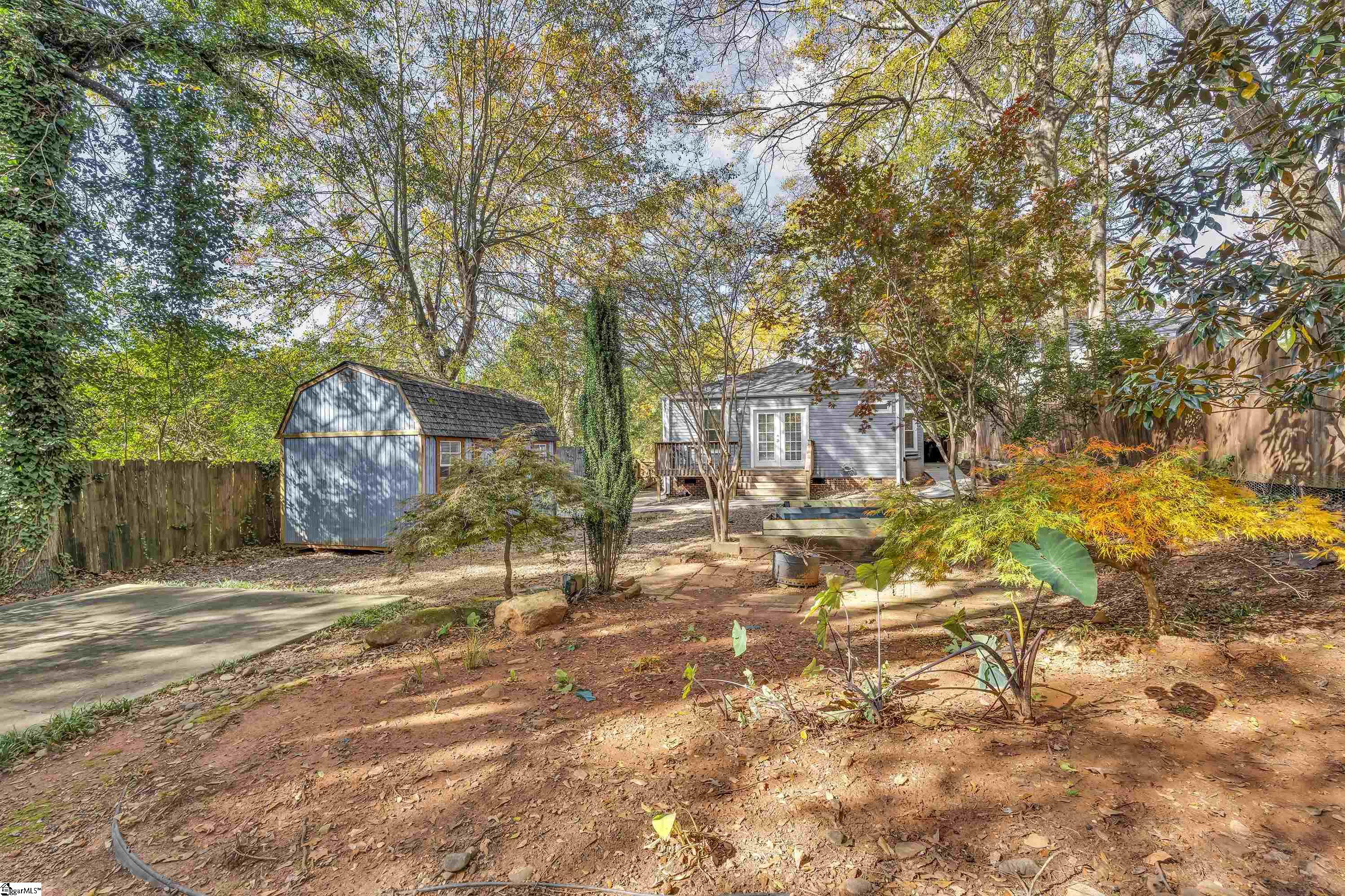 317 Briarcliff Drive Greenville, SC 29607 - Photo 27 of 36