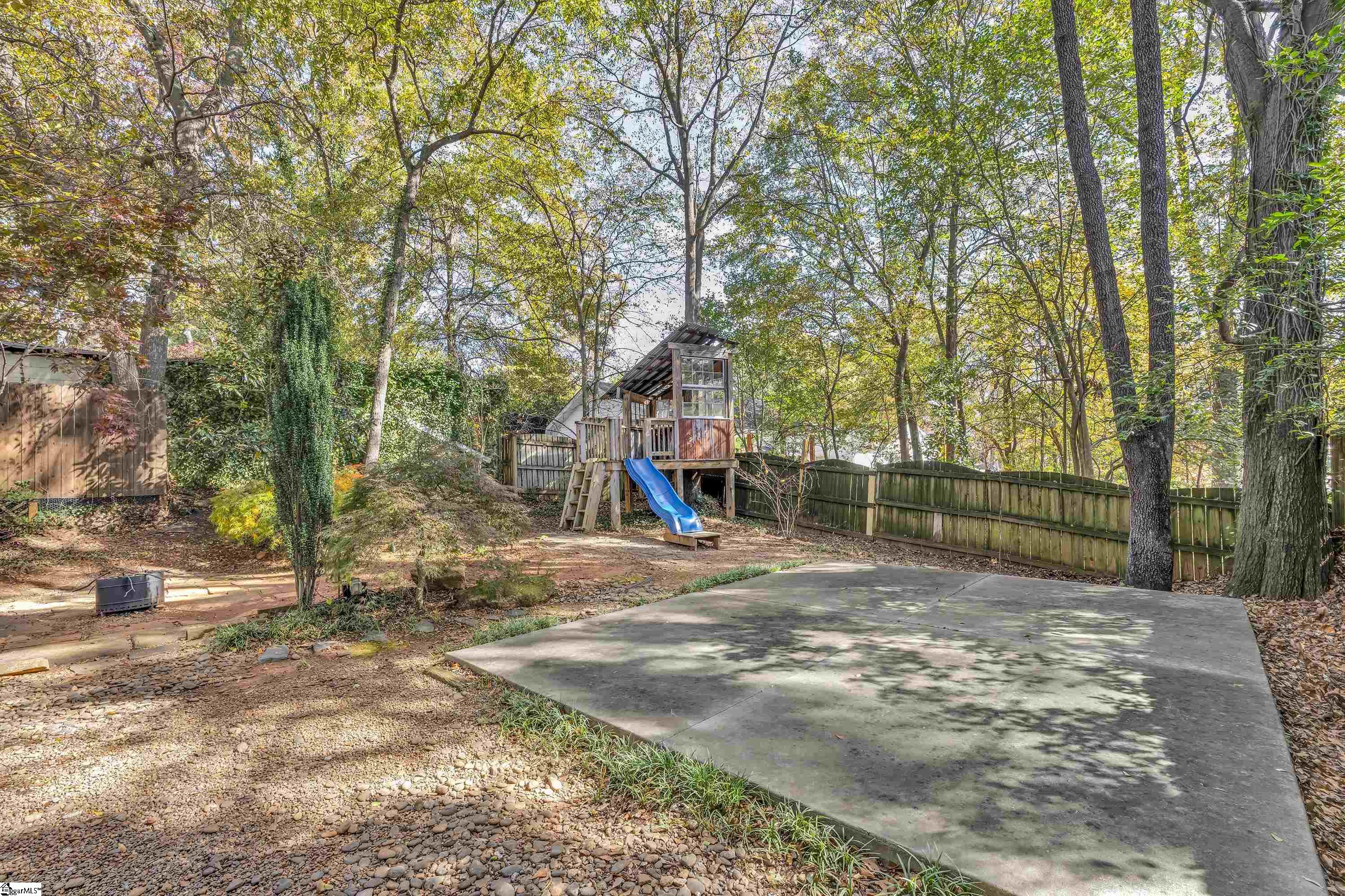 317 Briarcliff Drive Greenville, SC 29607 - Photo 30 of 36