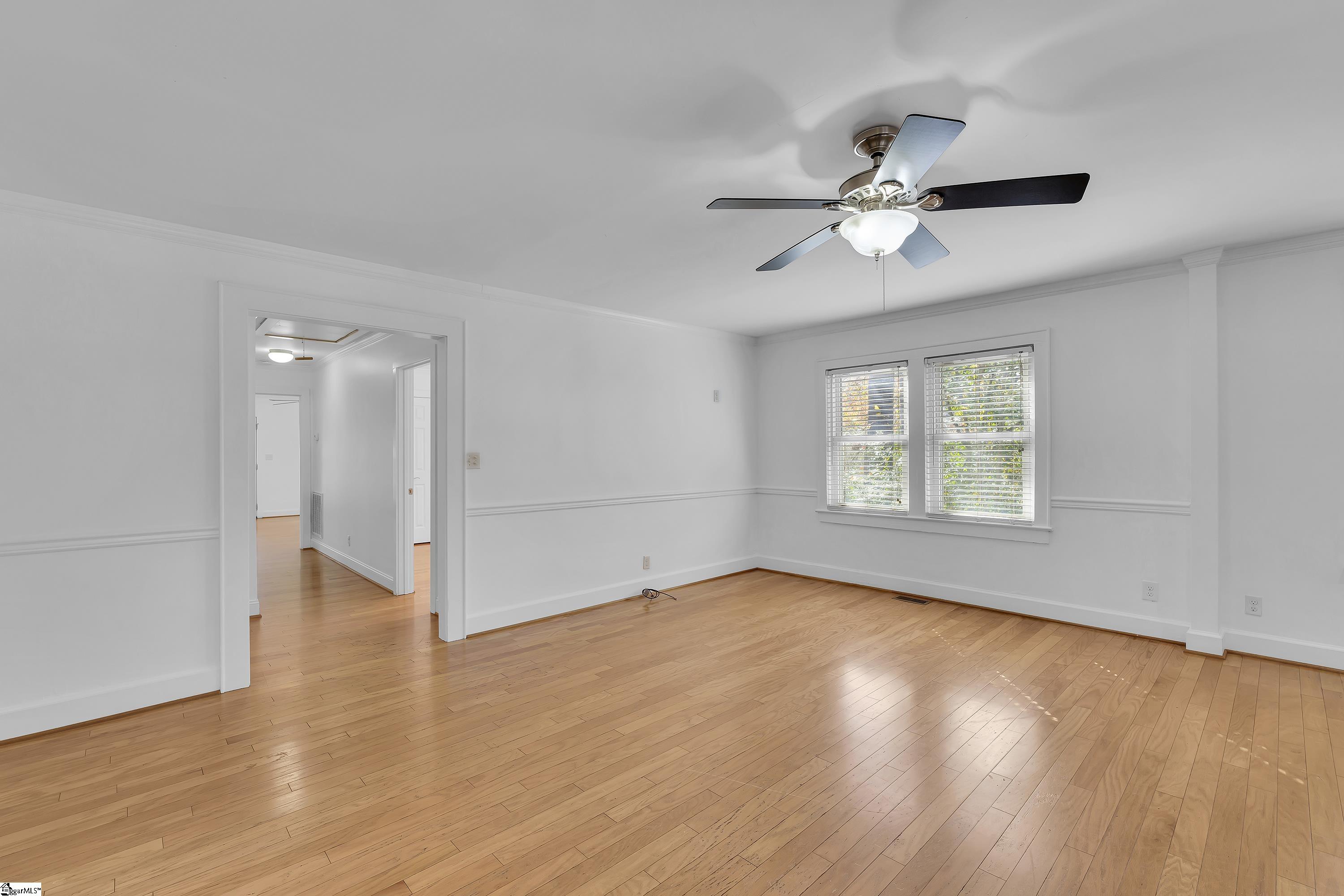 317 Briarcliff Drive Greenville, SC 29607 - Photo 8 of 36