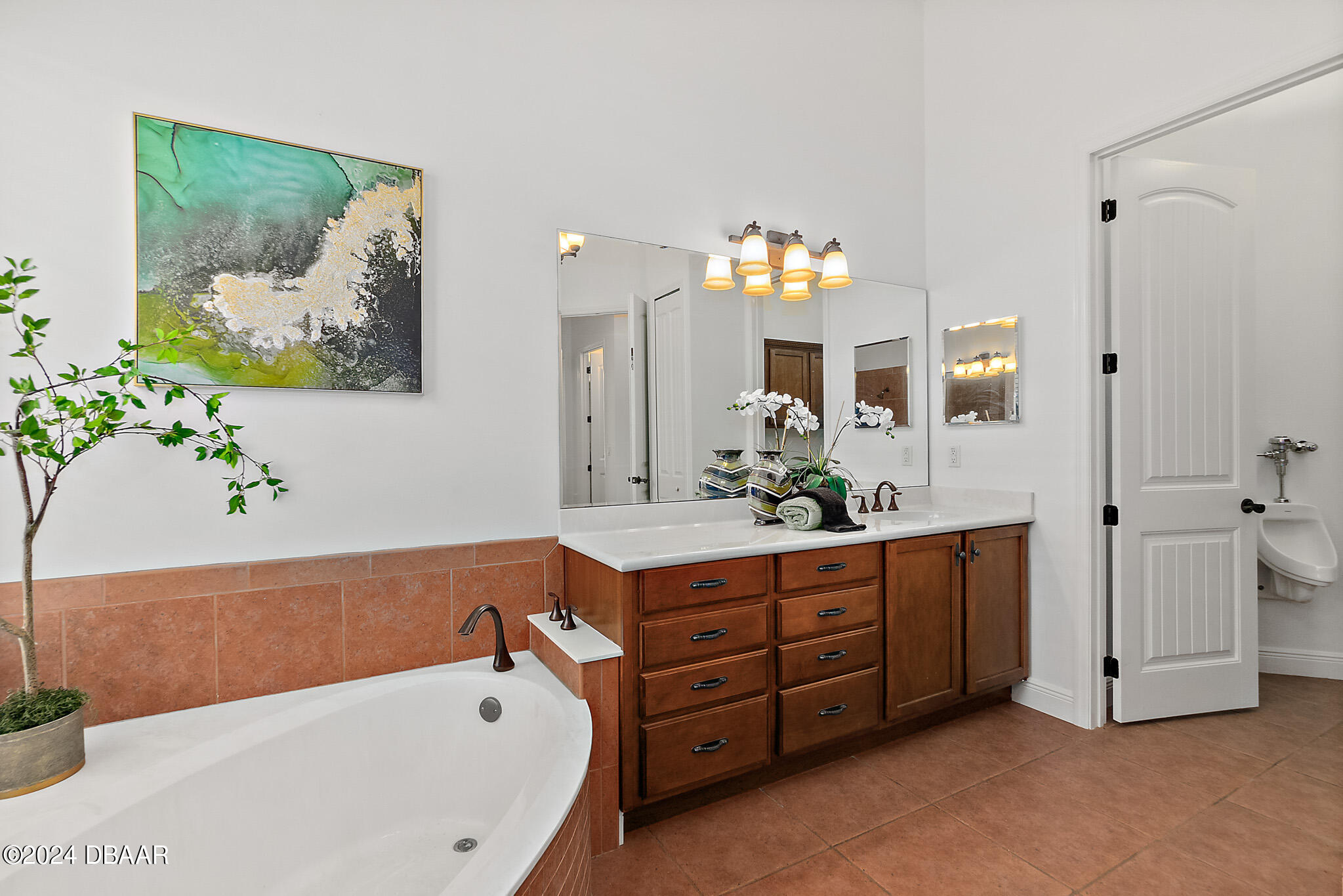 421 Wingspan Drive Ormond Beach, FL 32174 - Photo 34 of 97 Soaker Tub