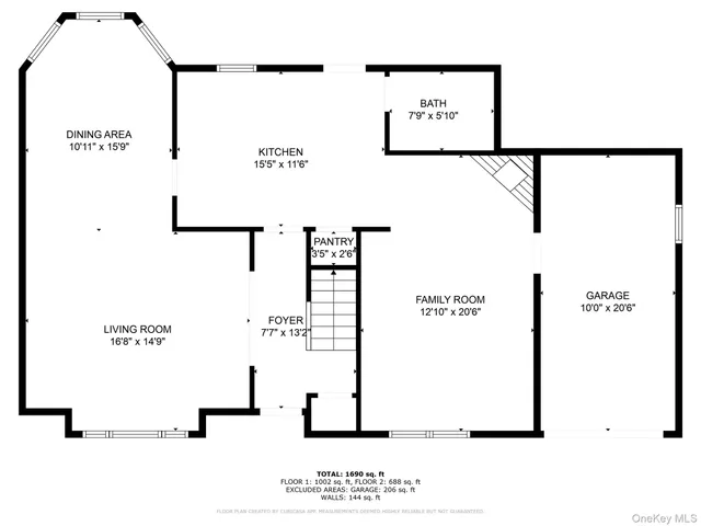 a picture of a wall with a white wall