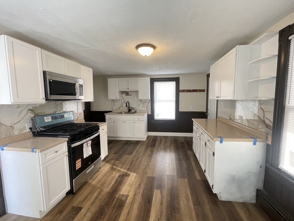 27 Wilcox Street, Unit 2R Springfield, MA 01105 - Photo 2 of 9