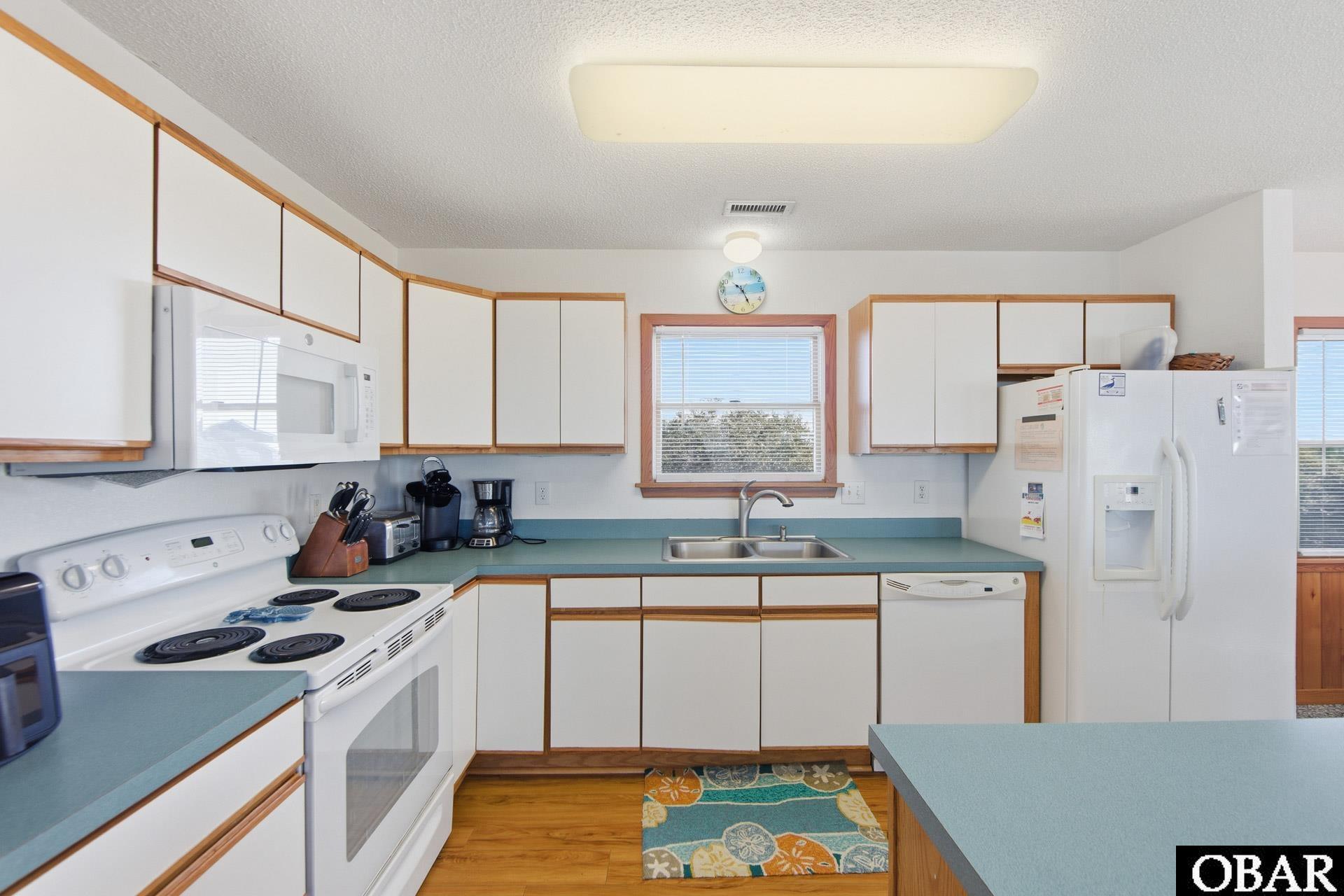 27185 West Dory Road Waves, NC 27982 - Photo 19 of 50