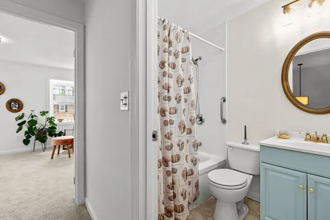 $389,000 | 4 Treetop Lane, Unit 4, Kingston, MA 02364