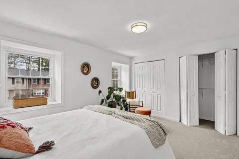 $389,000 | 4 Treetop Lane, Unit 4, Kingston, MA 02364