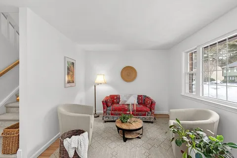 $389,000 | 4 Treetop Lane, Unit 4, Kingston, MA 02364