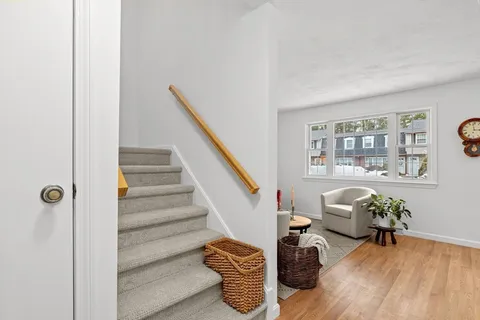 $389,000 | 4 Treetop Lane, Unit 4, Kingston, MA 02364