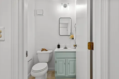 $389,000 | 4 Treetop Lane, Unit 4, Kingston, MA 02364