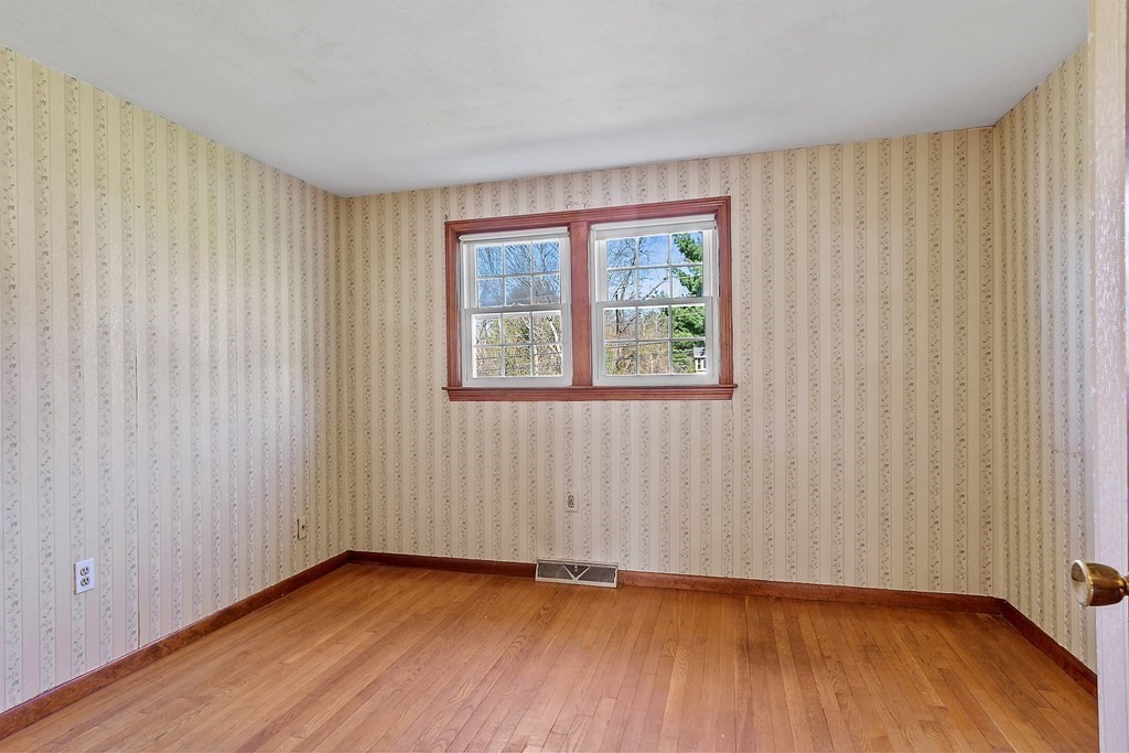 50 Roper Lane Tewksbury, MA 01876 - Photo 16 of 41 Gallery Image 16