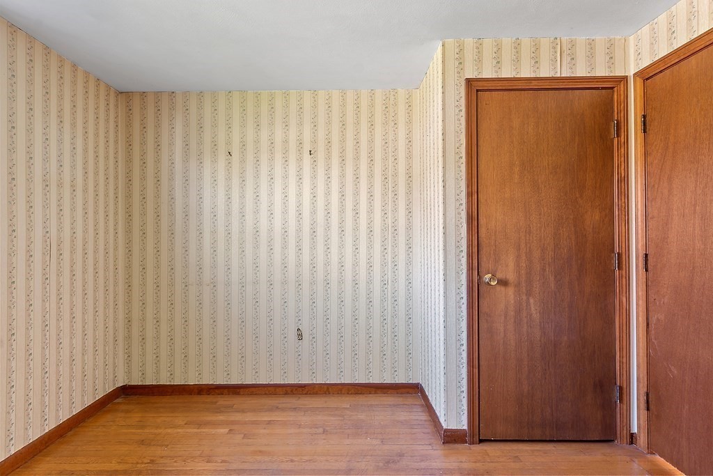 50 Roper Lane Tewksbury, MA 01876 - Photo 18 of 41 Gallery Image 18