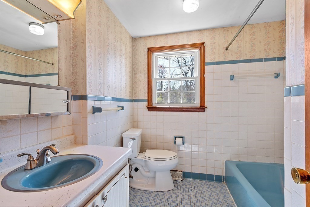 50 Roper Lane Tewksbury, MA 01876 - Photo 24 of 41 Gallery Image 24