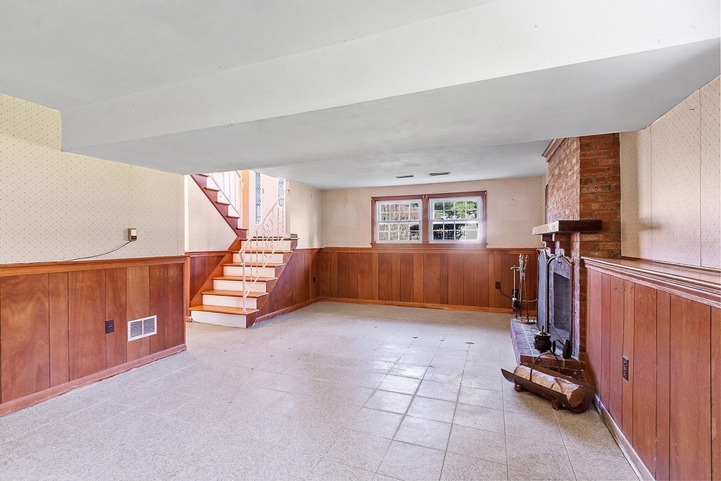 50 Roper Lane Tewksbury, MA 01876 - Photo 28 of 41 Gallery Image 28