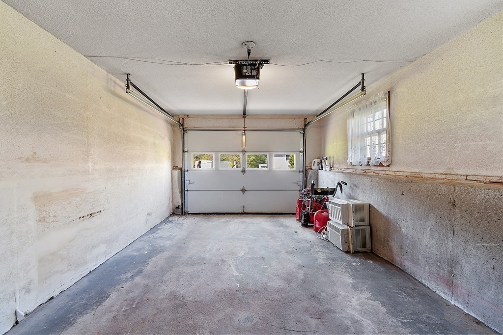 50 Roper Lane Tewksbury, MA 01876 - Photo 32 of 41 Gallery Image 32