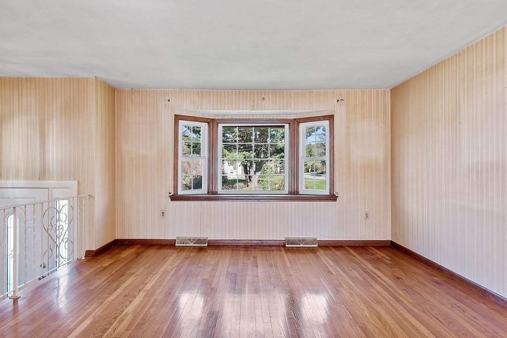 50 Roper Lane Tewksbury, MA 01876 - Photo 6 of 41 Gallery Image 6