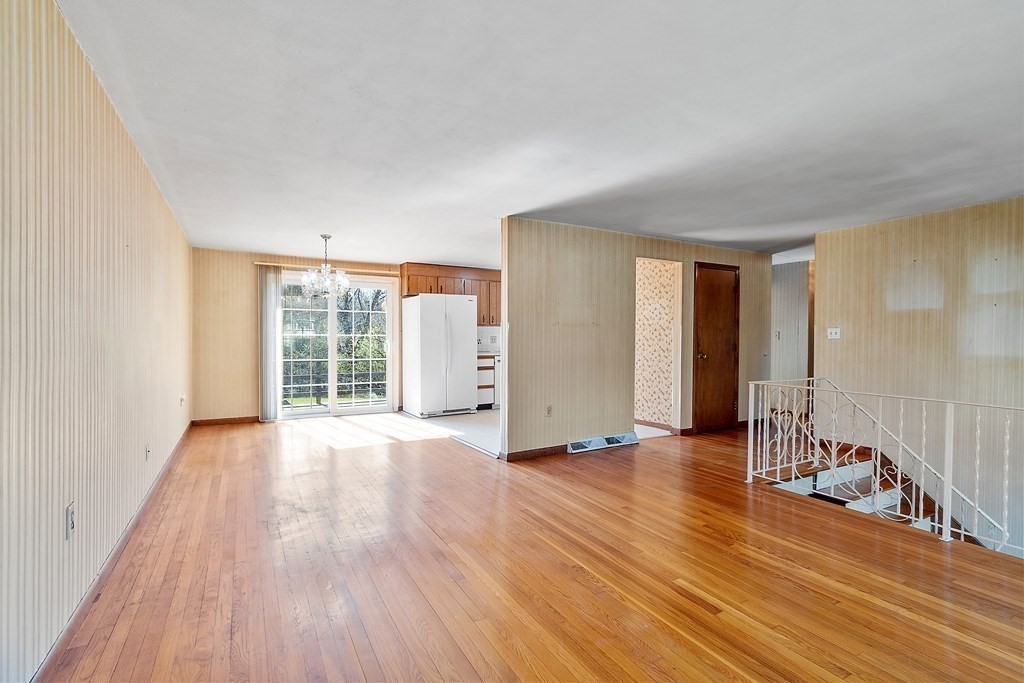 50 Roper Lane Tewksbury, MA 01876 - Photo 7 of 41 Gallery Image 7