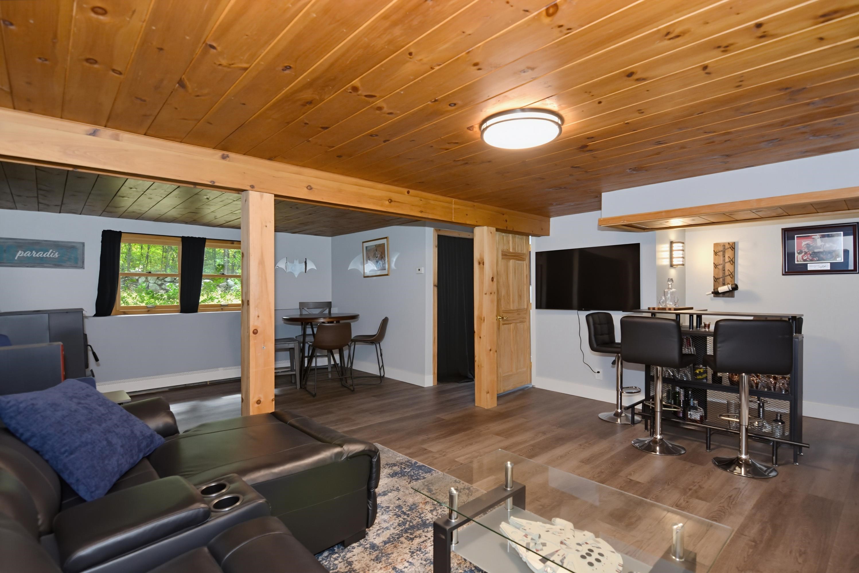 178 Island Pond Road Derry, NH 03038 - Photo 26 of 38 Gallery Image 26