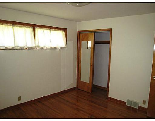 Bedroom. 