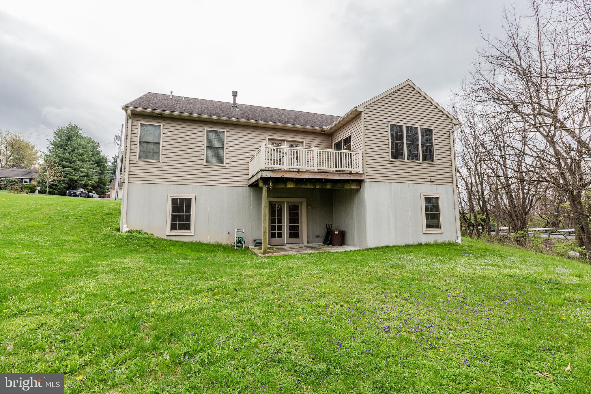 3 Snyder Hill Road Lititz, PA 17543 - Photo 4 of 66