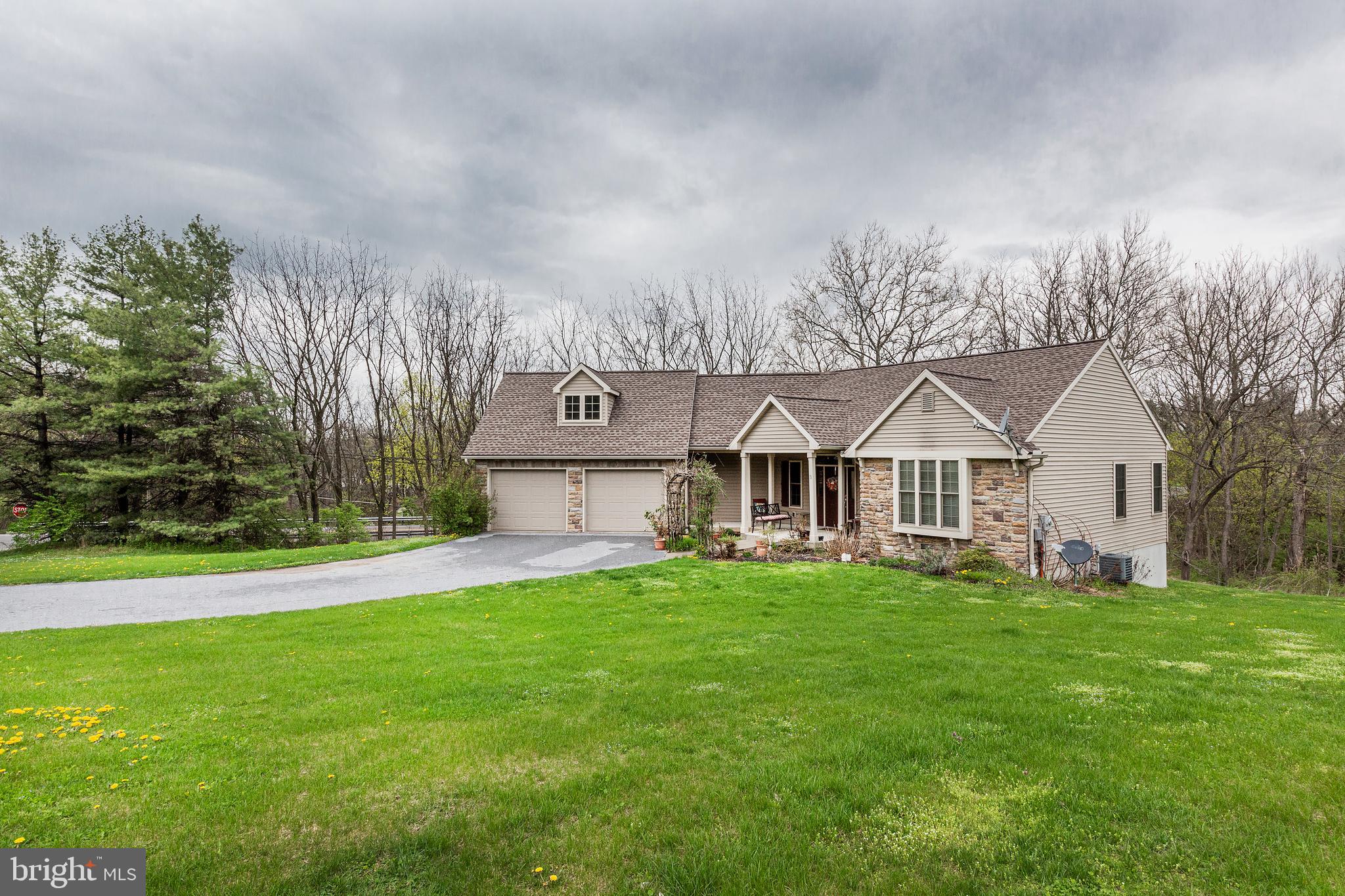 3 Snyder Hill Road Lititz, PA 17543 - Photo 5 of 66