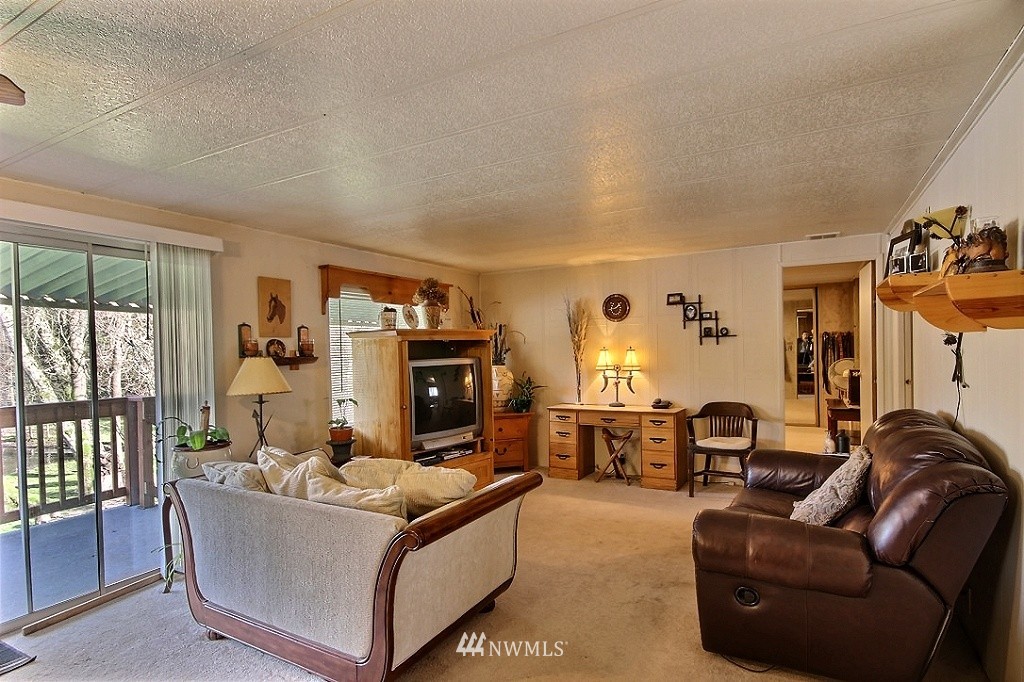 716 Ofarrell Cutoff Road East Lake Tapps, WA 98391 - Photo 5 of 25 Gallery Image 5