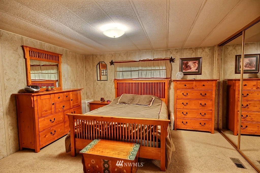 716 Ofarrell Cutoff Road East Lake Tapps, WA 98391 - Photo 10 of 25 Gallery Image 10