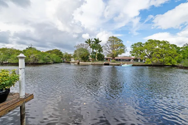 $1,295,000 | 349 Northeast 29th Street, Wilton Manors, FL 33334