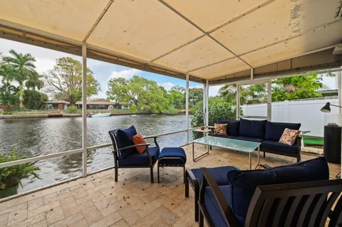 a outdoor view with a sitting space