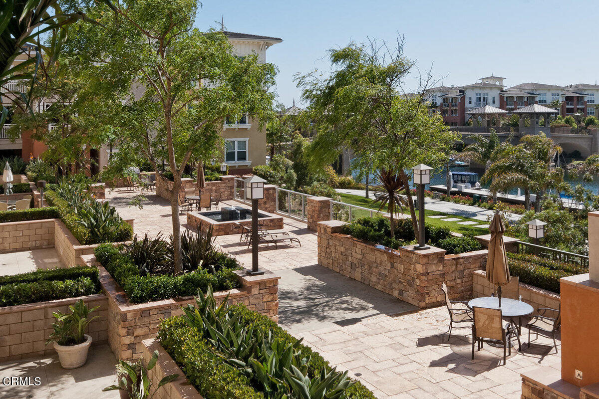 1561 Windshore Way Oxnard, CA 93035 - Photo 30 of 33 030_windshore_patios_2