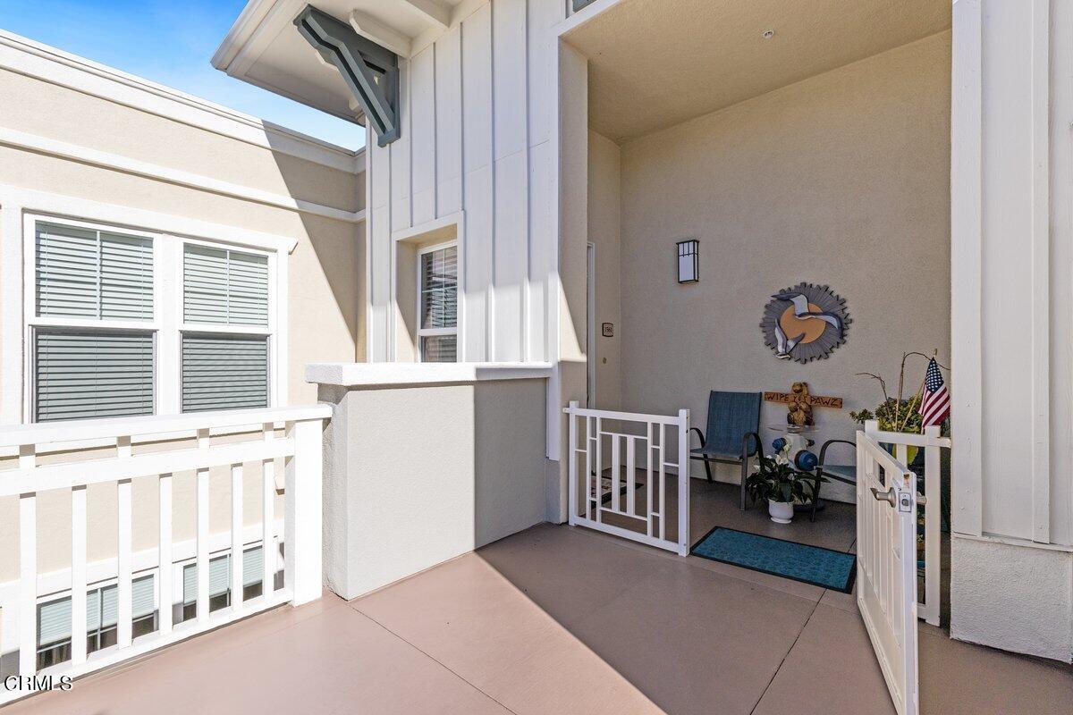 1561 Windshore Way Oxnard, CA 93035 - Photo 3 of 33 003_1565-windshore-way-oxnard-ca-usa-008